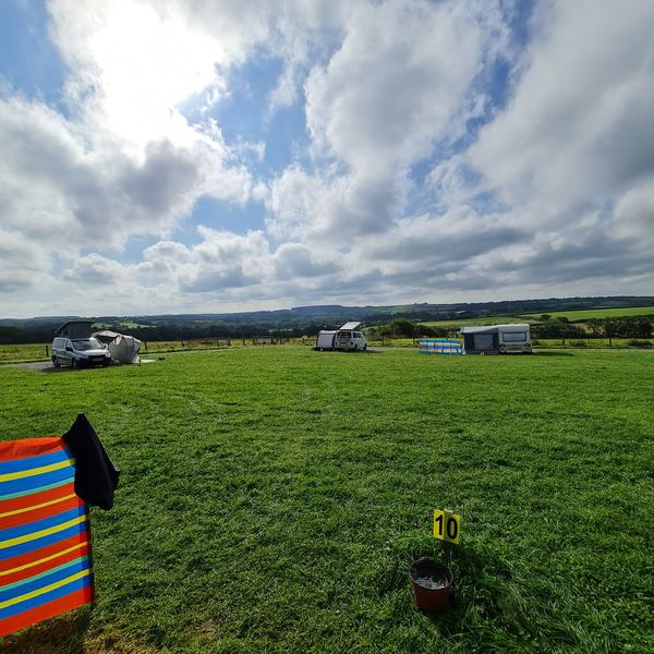 Hollocombe Hideaway