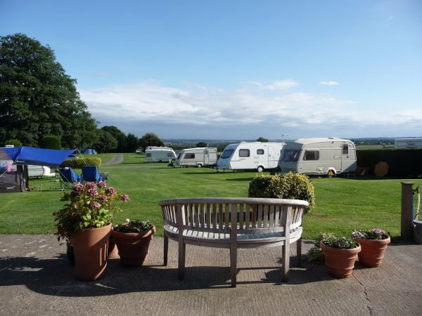 Home Farm Caravan & Campsite