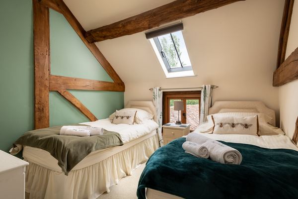 Hop Pickers Rural Retreats