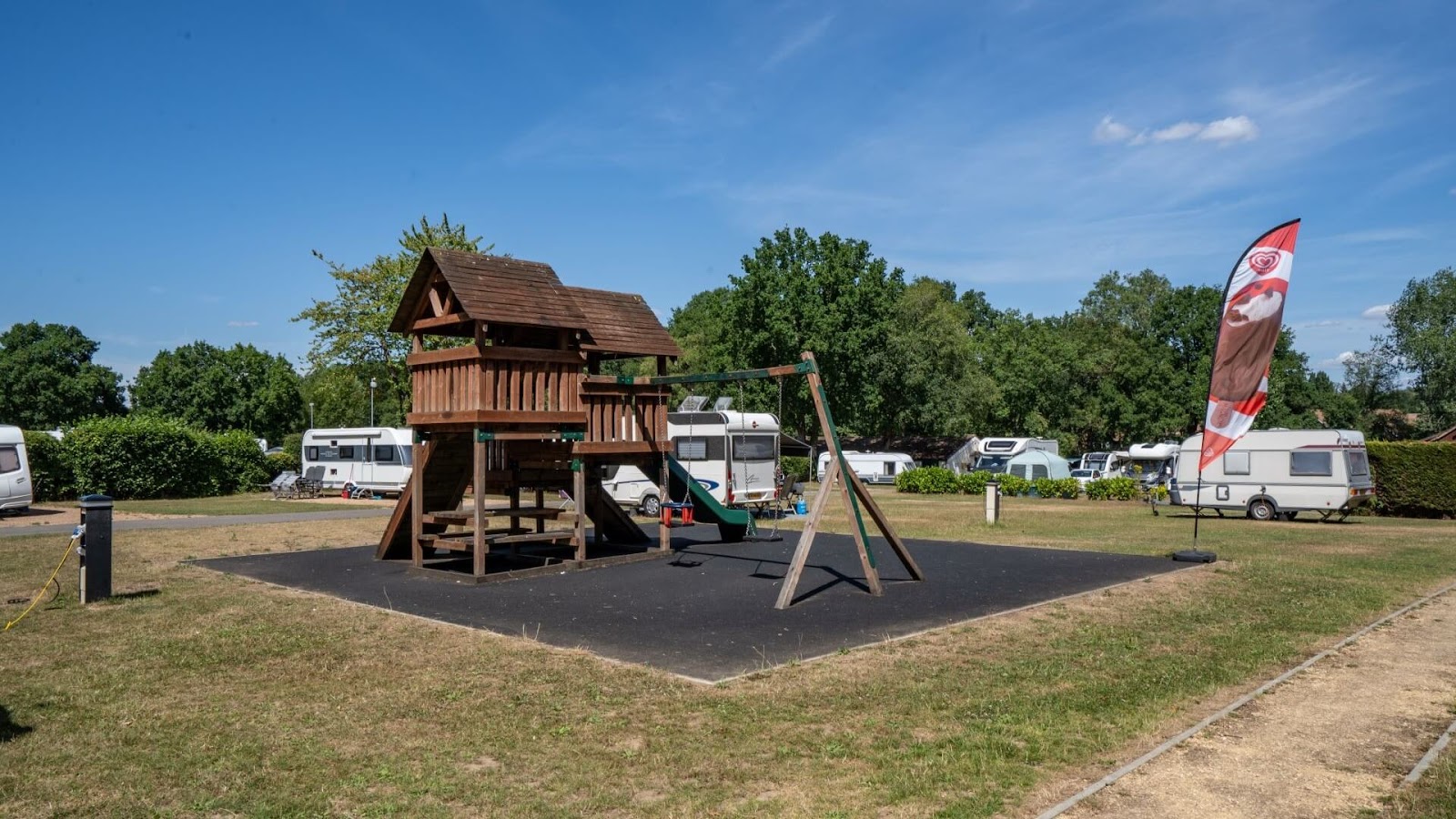 Horsley Camping and Caravanning Club Site
