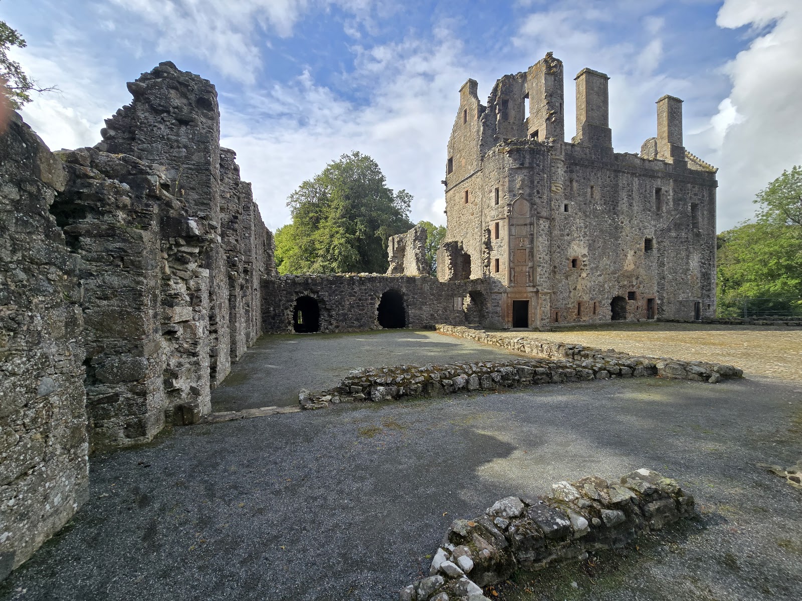 Huntly Castle Holiday Park
