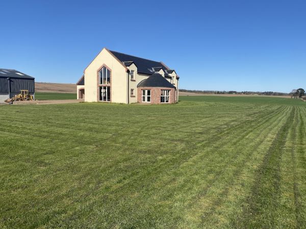 Knocknahushoch Farm