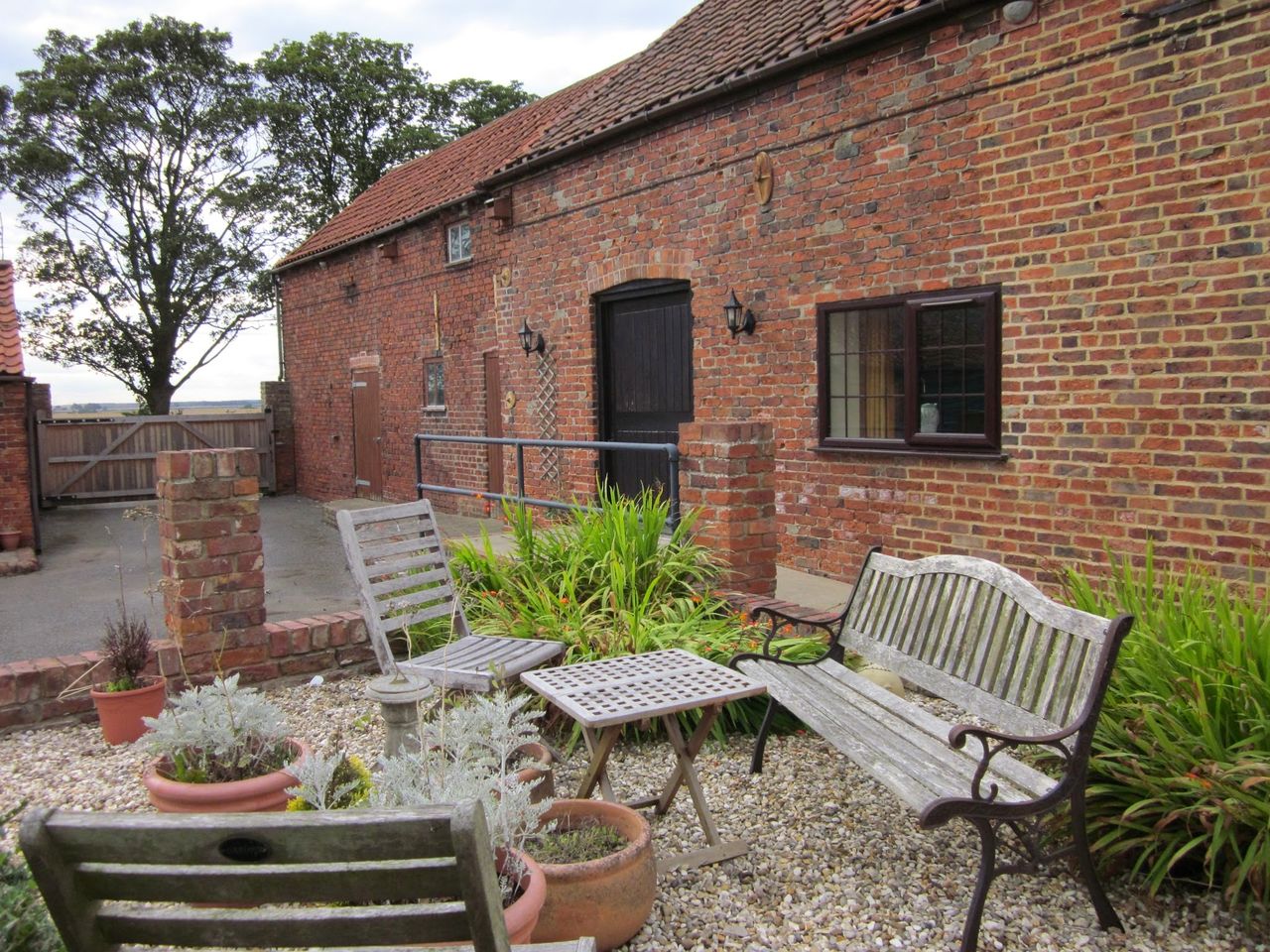 Larkrise Holiday Site