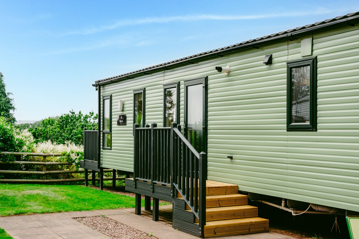 Lincomb Lock Caravan Park