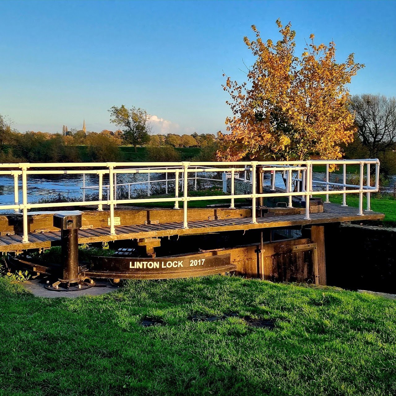 Linton Lock Marina ltd