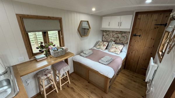 Little Orchard Retreats