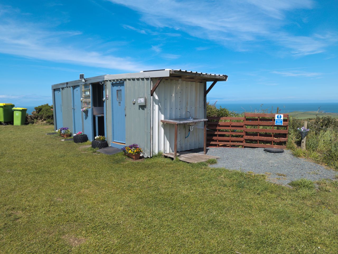 Llain Ffynnon Camping