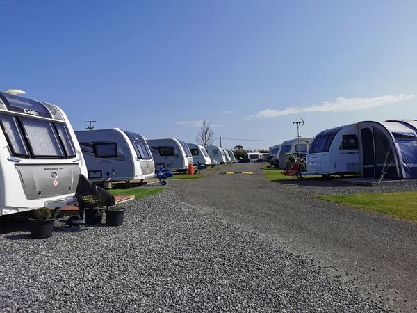 Llandissilio Holiday Park