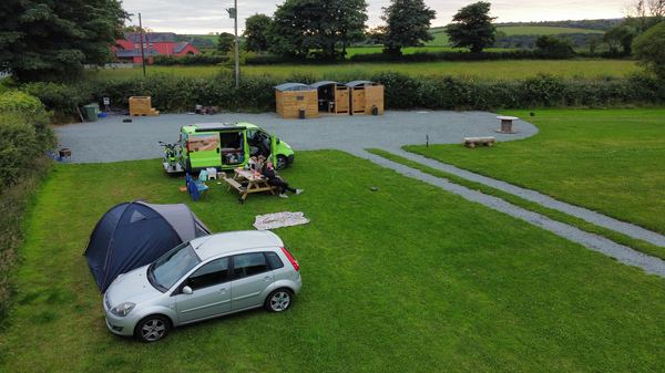 Llys-y-frân Lakeview Campsite