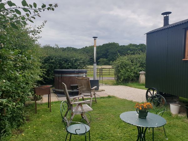 Longwool Shepherd Huts