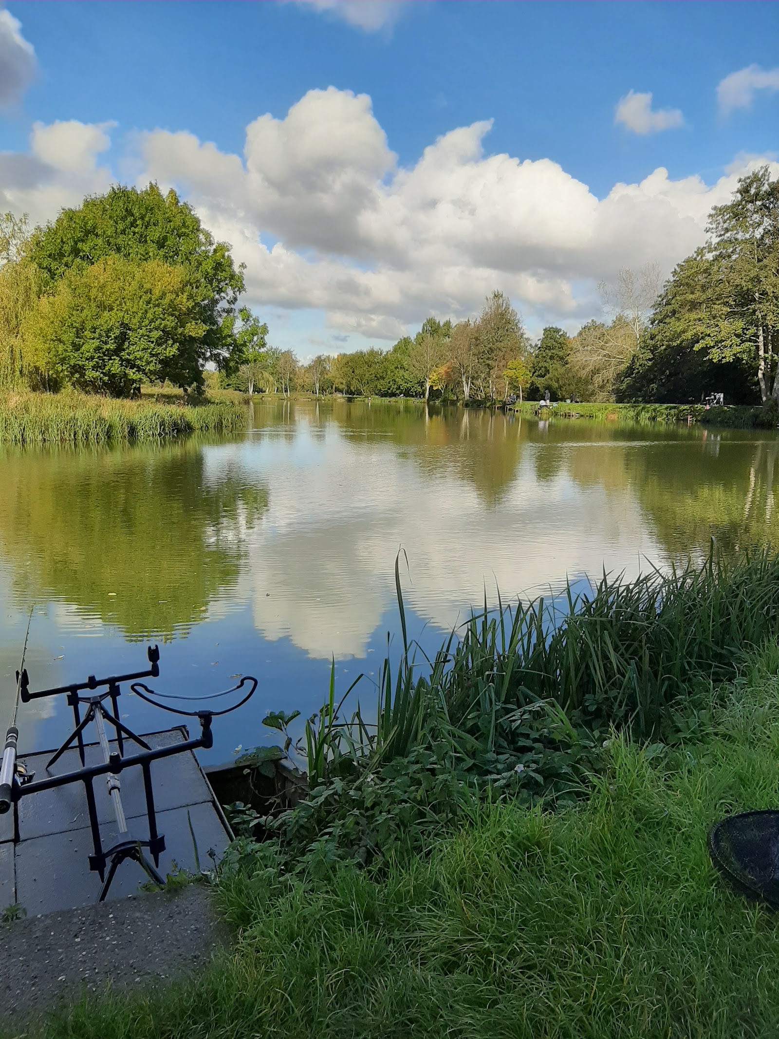 Makins Lakes