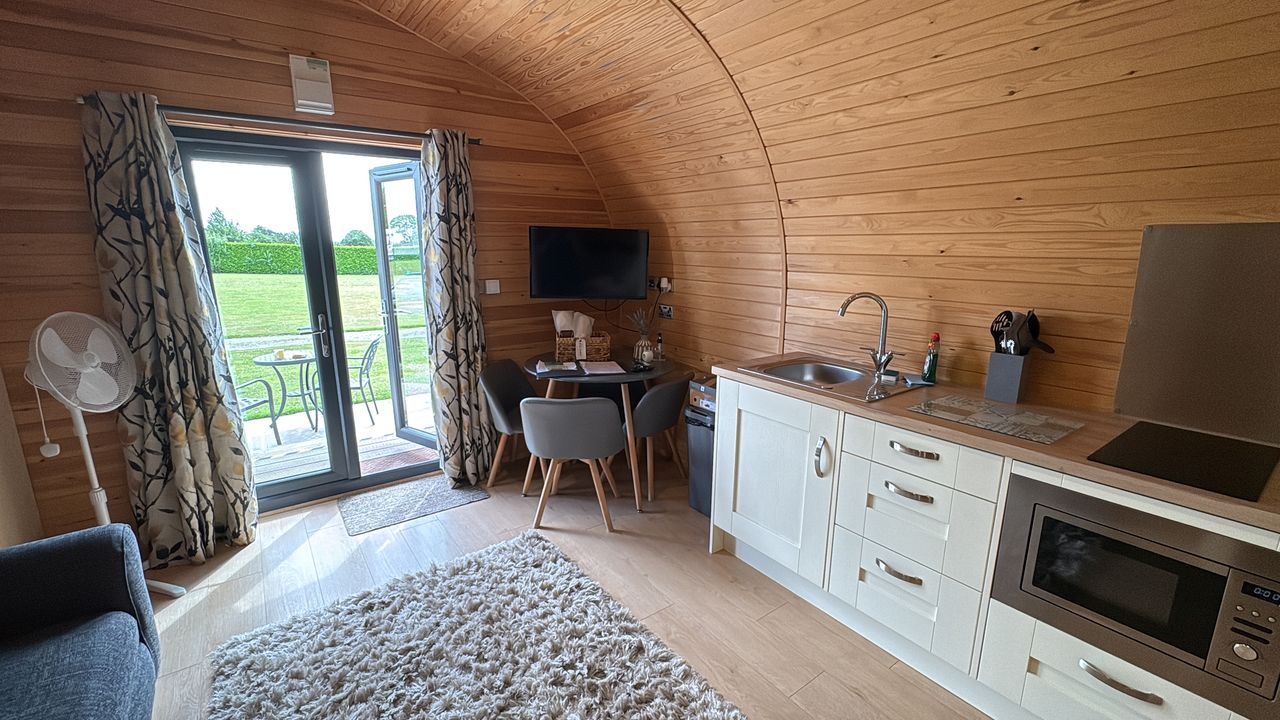 Moss Lane Cottage Camping
