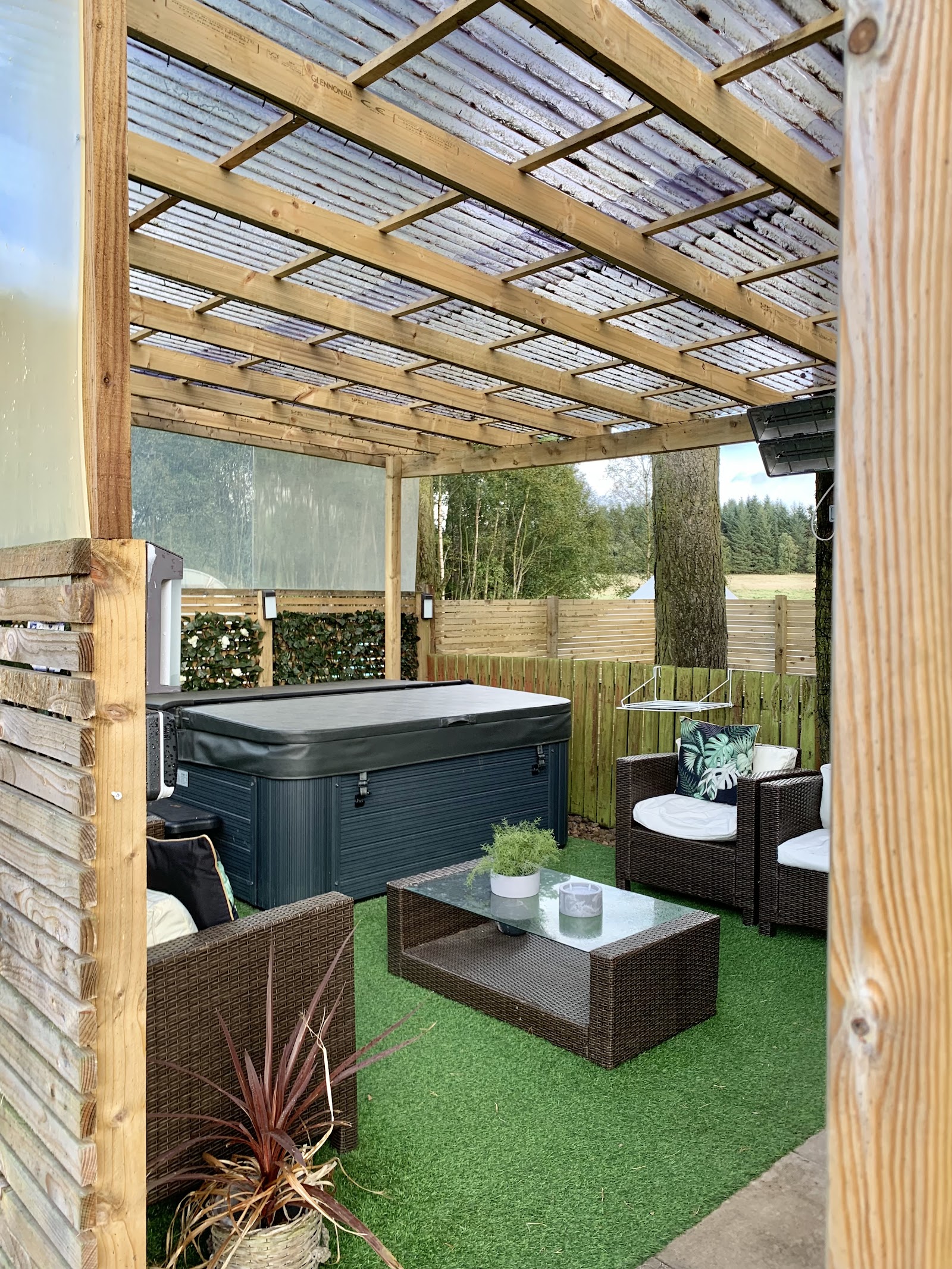 North Lodge Glamping