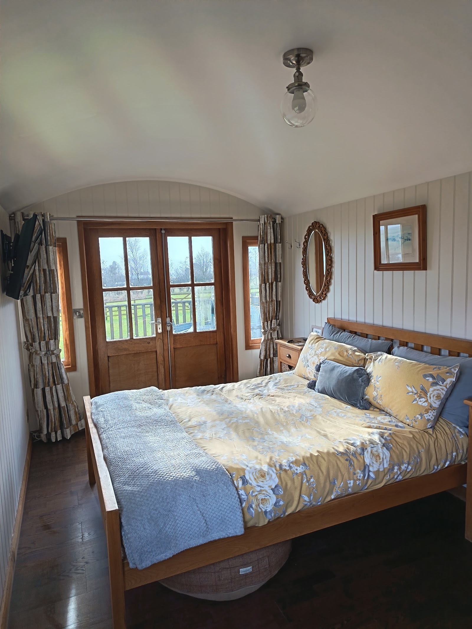 Peak View Shepherd Huts