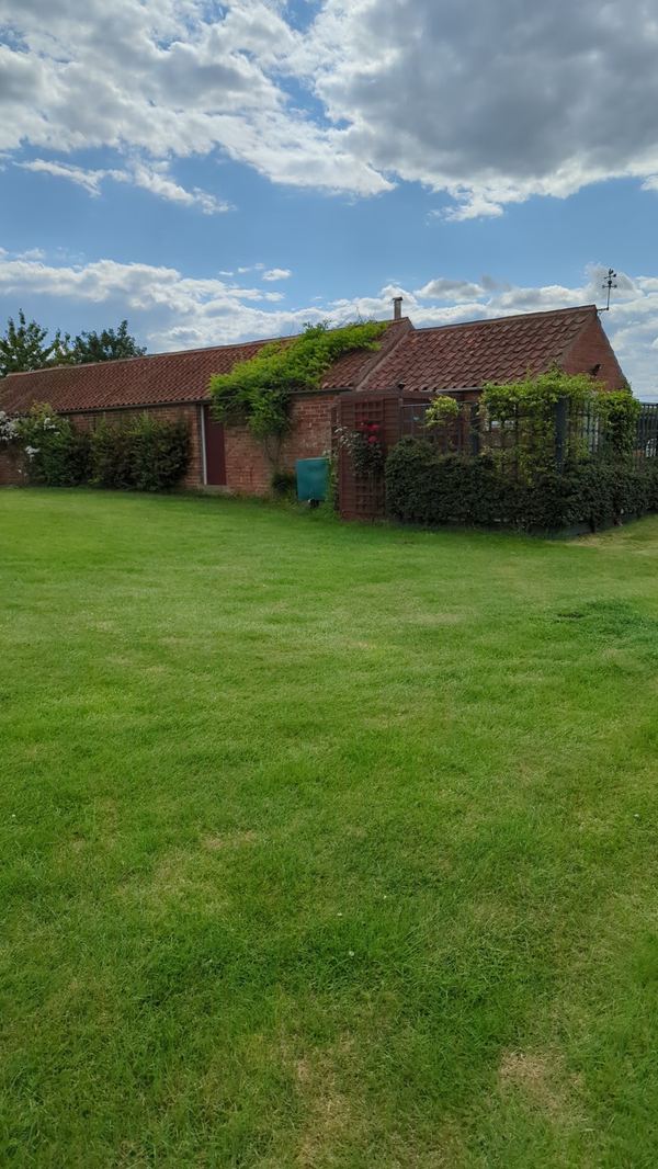 Pear Tree Cottage at Poplar Farm