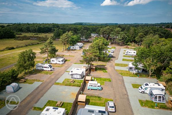 Pinecones Caravan and Camping