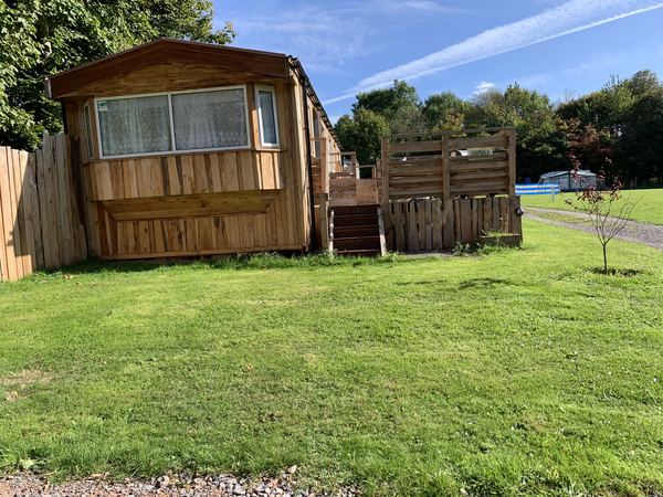 Postwood Gardens Touring Campsite and Country Cabins
