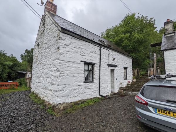 Pretty Meadow Retreats at Cefn Coed