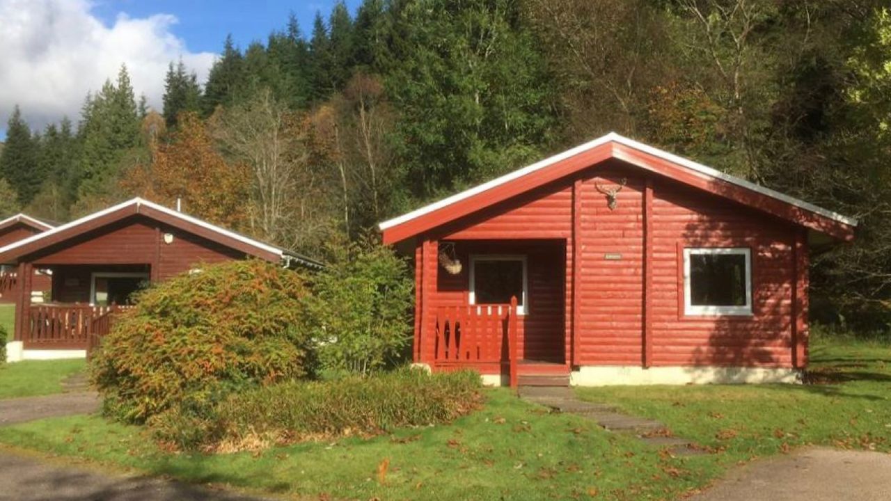 Pucks Glen Lodges
