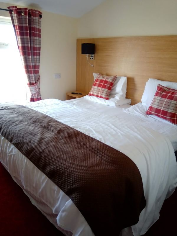 Red House Chalet & C P
