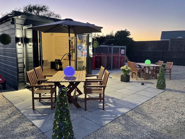 Regents Park Stansby Caravan Site