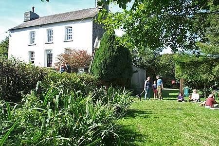 Rhydhowell Farm