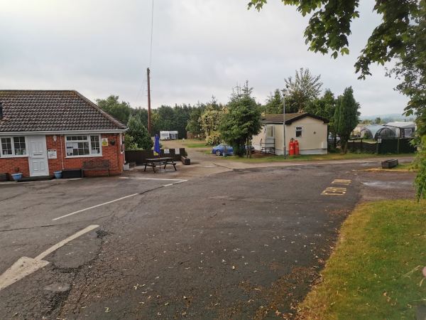 Robin Hood Retreat Caravan Park