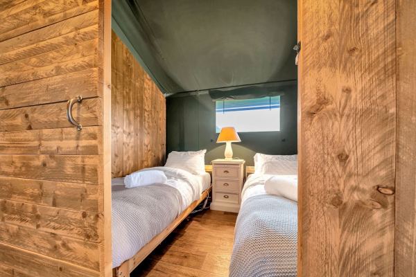 Robin's Nest Shepherds Hut