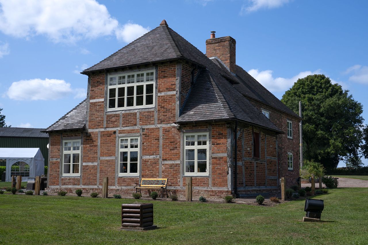Sealwood Estate Vineyard and Caravan Park
