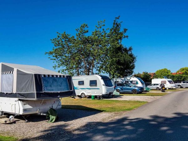 Slingsby Camping and Caravanning Club Site