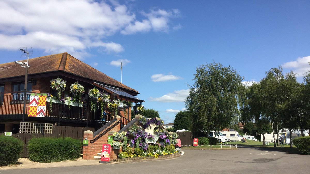 Tewkesbury Abbey Caravan and Motorhome Club Site