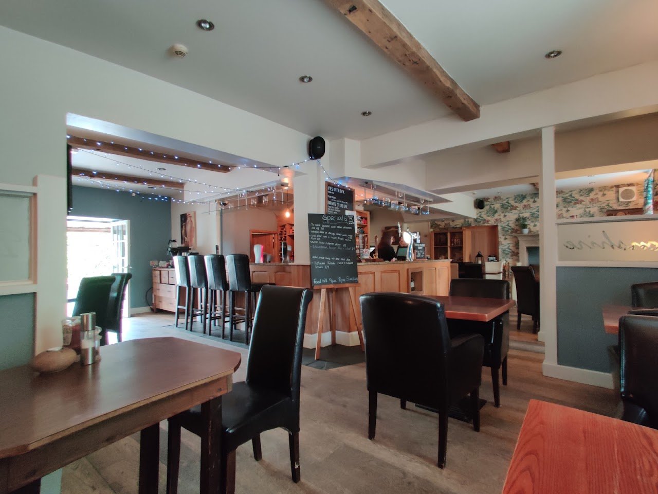 The Devonshire Arms