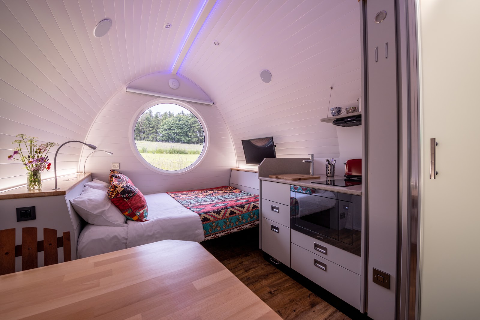The Pods at Airhouses