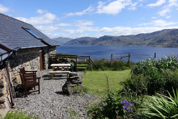 The Wee Lodge on Loch Morar
