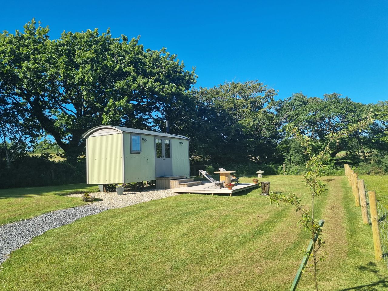 Tolverne Shepherd's Hut