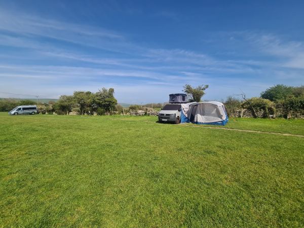 Tom's Field Campsite
