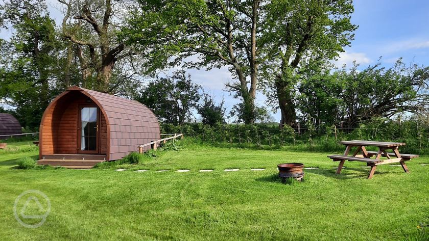 Totteridge Farm Camping Pods & Camping