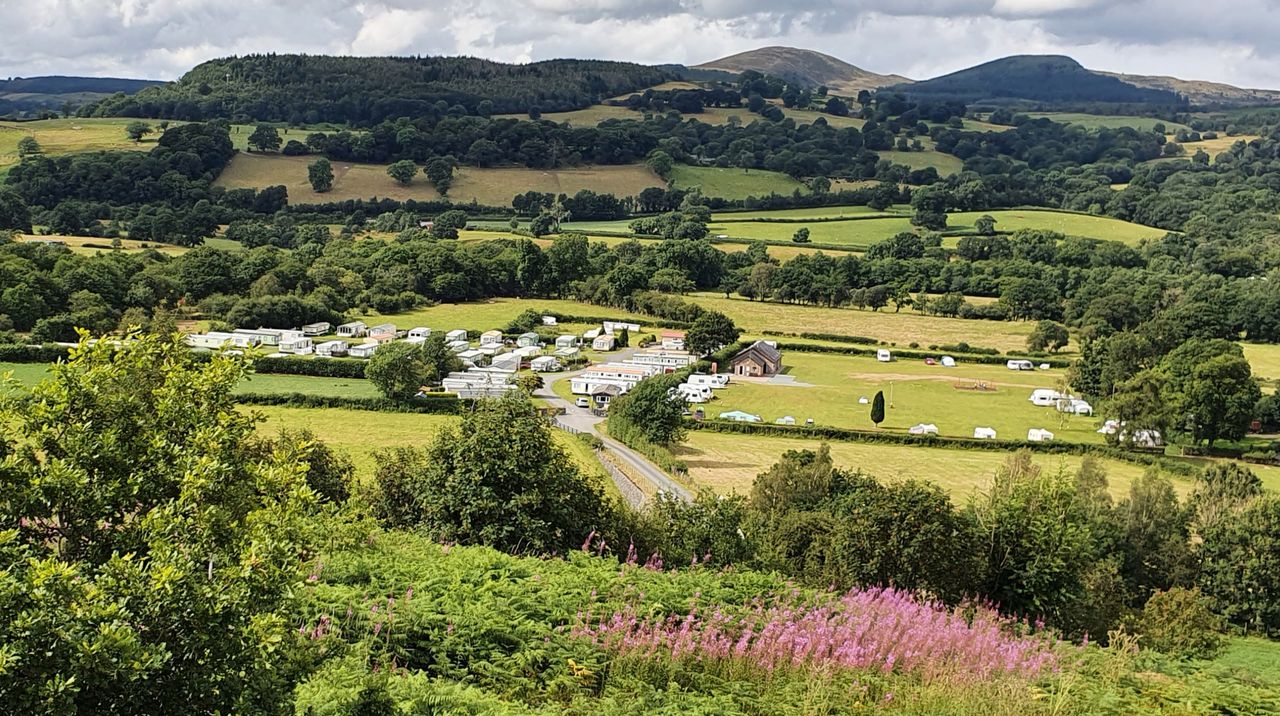 Tytandderwen Caravan Park