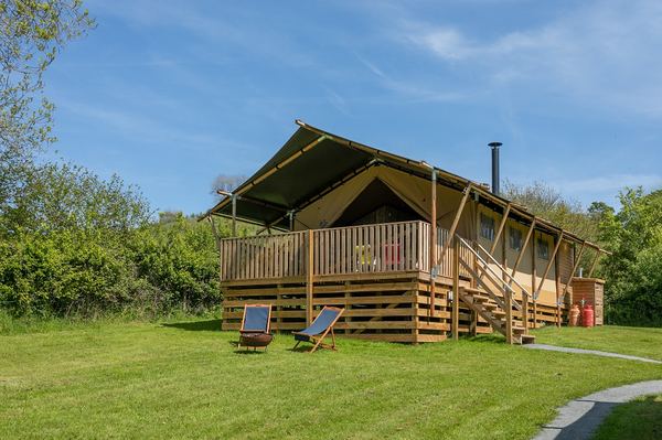 Valleyside Escapes