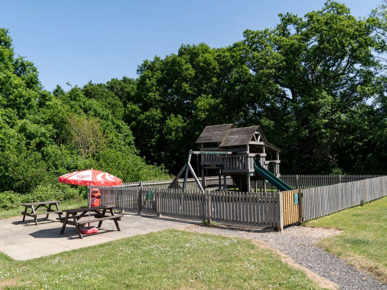 Verwood Camping and Caravanning Club Site