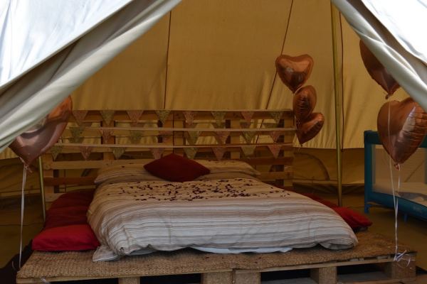 Well-i-Hole Farm - Caravan and Camping