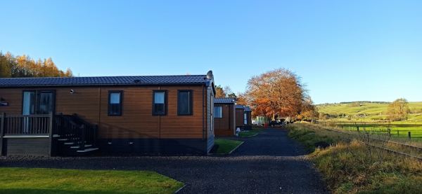 White House & Hagg Bridge Caravan Park