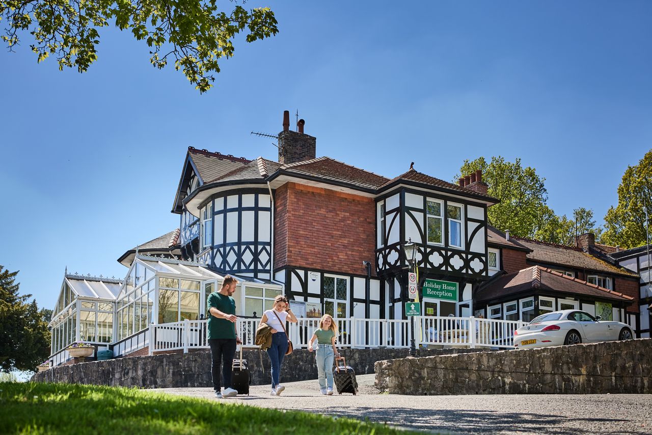 Woodlands Hall Caravan Park