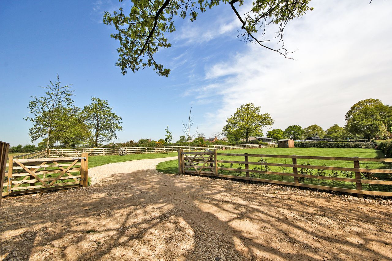 Woodview Caravan Site