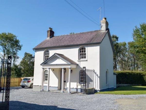2 Cilwendeg Lodge