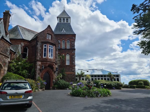 4 The Manor House