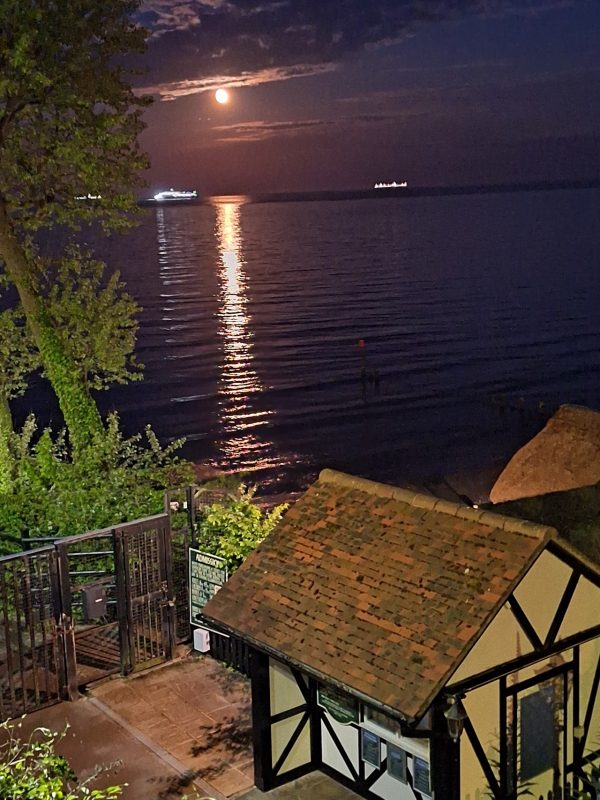 Aqua Getaways - Duver Shores