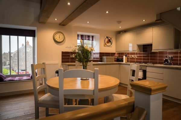 Axbridge Holidays - The Old Posthouse Barn