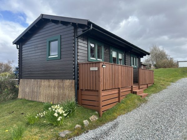 Birdsong Cabin