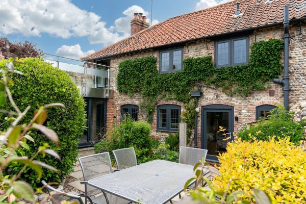 Blakeney Quayside Cottages - Delphinium Cottage